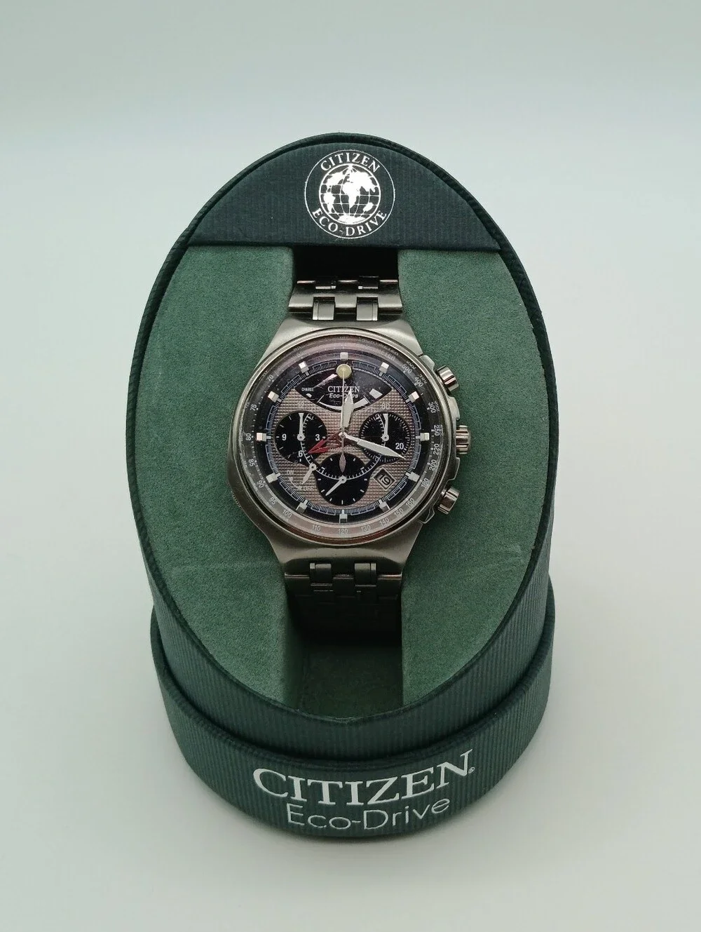 Citizen Eco-Drive Watch with Box and Booklets 630986
